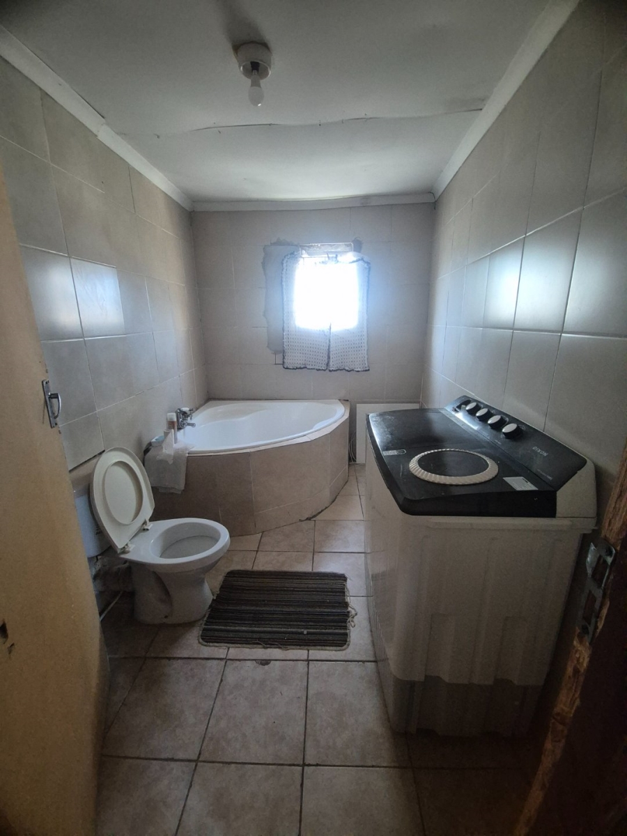 2 Bedroom Property for Sale in Soweto On Sea Eastern Cape